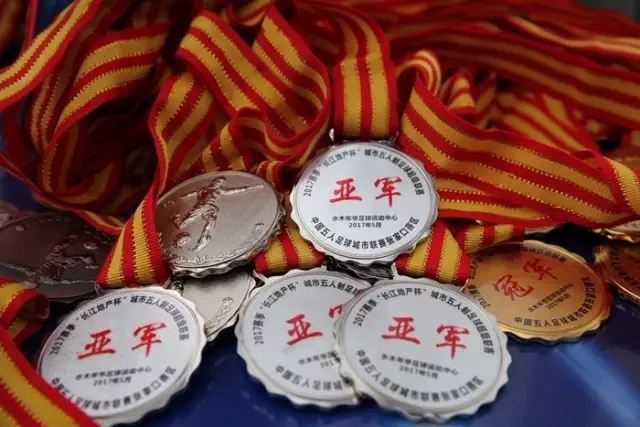 CBA三消息：朱芳雨重返广东宏远，广州队成大赢家，辽宁签NBA外援